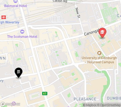 Closest campuses from Kincaid's Court