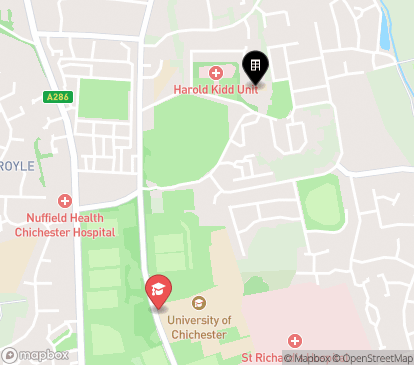 Closest campuses from Pinewood House