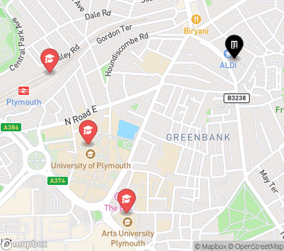 Closest campuses from The Court House