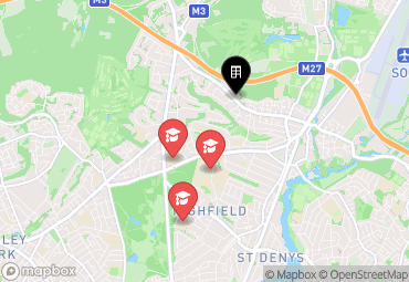 Closest campuses from Green Wood Court